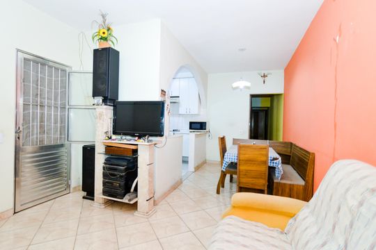 Casa à venda com 3 quartos, 166m² em Jardim Terezopolis, Guarulhos