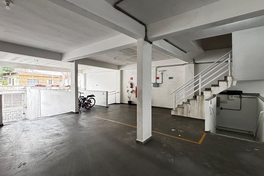 Garagem de apartamento à venda com 2 quartos, 55m² em Vila Floresta, Santo André