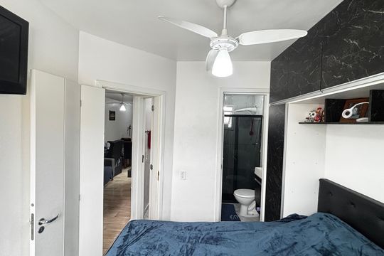 Suite de apartamento à venda com 2 quartos, 55m² em Vila Floresta, Santo André