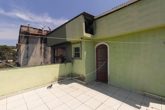 Área de Serviço de casa para alugar com 3 quartos, 100m² em Porto Novo, São Gonçalo