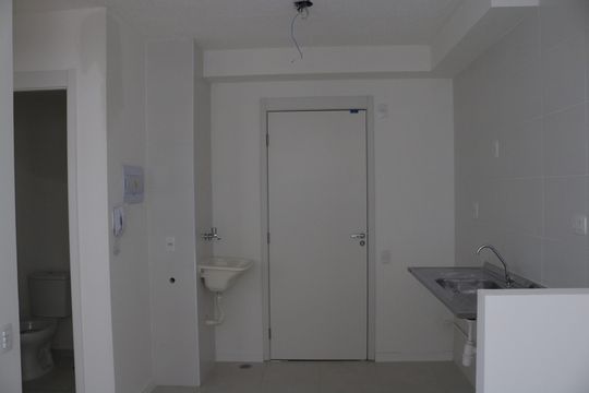 Sala de apartamento para alugar com 2 quartos, 32m² em Várzea da Barra Funda, São Paulo