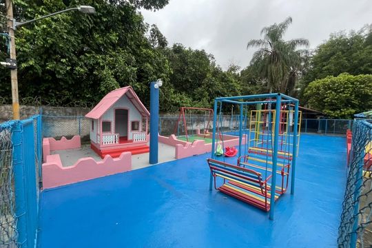 Área externa de apartamento para alugar com 2 quartos, 55m² em Jacarepaguá, Rio de Janeiro
