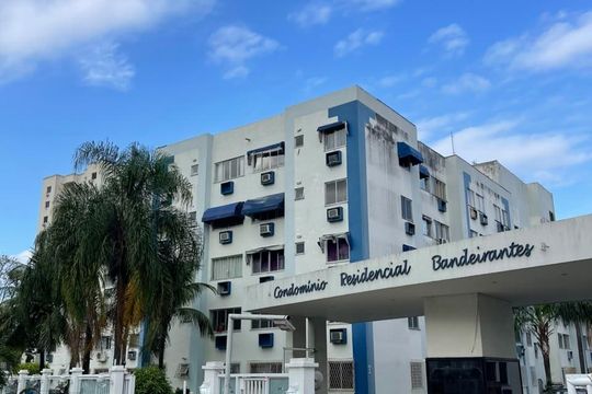 Fachada de apartamento para alugar com 2 quartos, 55m² em Jacarepaguá, Rio de Janeiro