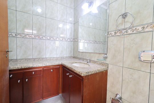 Banheiro suite de apartamento para alugar com 3 quartos, 96m² em Vila Monte Alegre, Ribeirão Preto