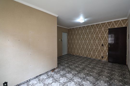 Sala de apartamento para alugar com 2 quartos, 68m² em Jardim Santo André, Santo André