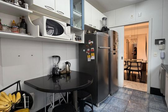 Cozinha e Área de Serviço de apartamento à venda com 3 quartos, 110m² em Santo Antônio, Belo Horizonte