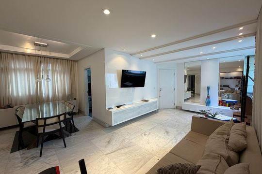 Apartamento à venda com 3 quartos, 110m² em Santo Antônio, Belo Horizonte