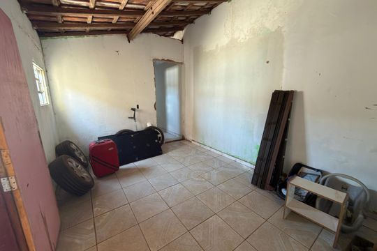 Casa à venda com 4 quartos, 200m² em Conjunto 9, Brasília