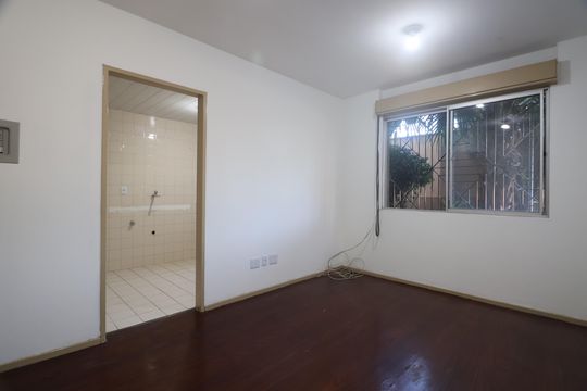 Sala de apartamento à venda com 1 quarto, 43m² em Centro, Canoas