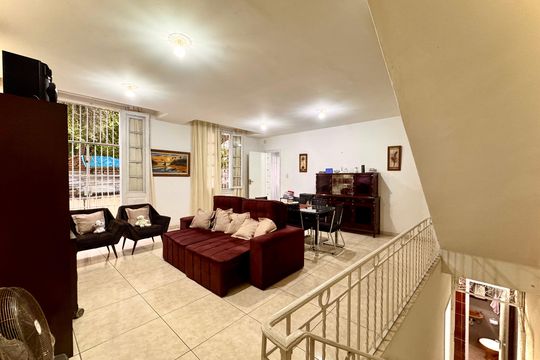 Casa à venda com 3 quartos, 250m² em Catete, Rio de Janeiro