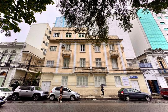 Casa à venda com 3 quartos, 250m² em Catete, Rio de Janeiro