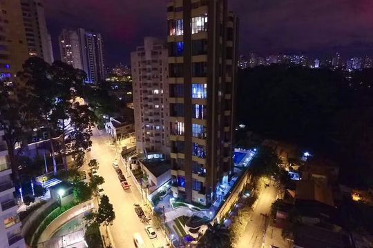 Vista de apartamento à venda com 1 quarto, 76m² em Paraíso do Morumbi, São Paulo