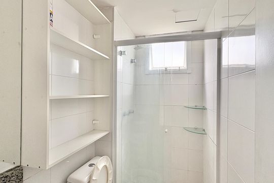 Banheiro de apartamento à venda com 2 quartos, 42m² em Jardim Iris, São Paulo