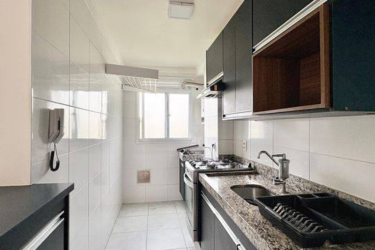 Cozinha de apartamento à venda com 2 quartos, 42m² em Jardim Iris, São Paulo