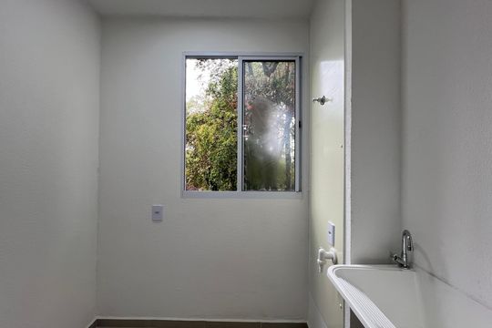 Área de Serviço de apartamento para alugar com 2 quartos, 46m² em Braúnas, Belo Horizonte