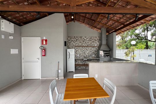 Área comum - Churrasqueira de apartamento para alugar com 2 quartos, 46m² em Braúnas, Belo Horizonte