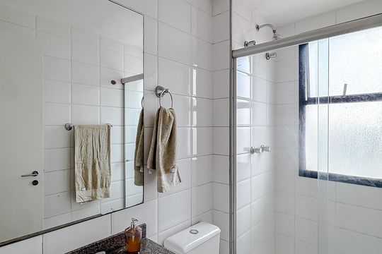 Banheiro da Suíte de apartamento à venda com 2 quartos, 60m² em Canindé, São Paulo