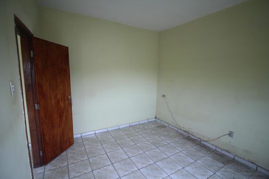 Quarto 1 de casa à venda com 3 quartos, 450m² em Lindéia, Contagem
