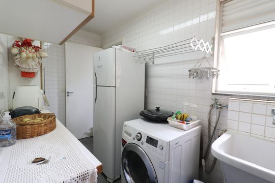 Área de Serviço de apartamento para alugar com 3 quartos, 137m² em Parque das Flores, Campinas