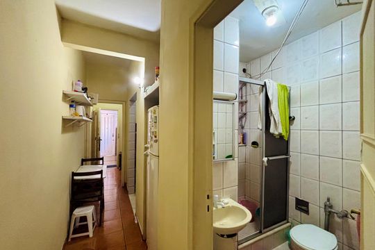 Banheiro de apartamento para alugar com 1 quarto, 50m² em Copacabana, Rio de Janeiro