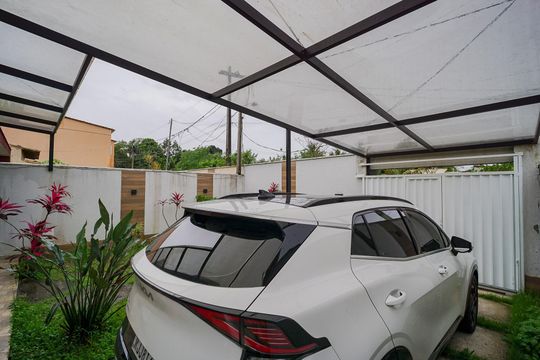 Garagem de casa para alugar com 3 quartos, 150m² em Itaupuaçu, Maricá