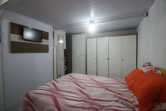 Quarto 3 de casa à venda com 3 quartos, 70m² em Niterói, Canoas