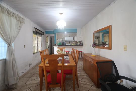 Sala de casa à venda com 3 quartos, 70m² em Niterói, Canoas