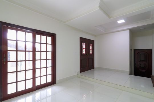 Casa à venda com 3 quartos, 760m² em Conjunto Habitacional Vila Santana (sousas), Campinas