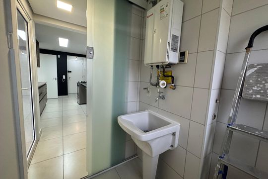 Área de Serviço de apartamento para alugar com 3 quartos, 113m² em Vila Osasco, Osasco