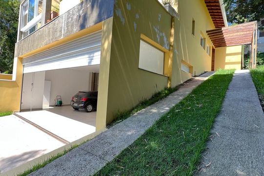 Apartamento para alugar com 3 quartos, 126m² em Santo Amaro, São Paulo