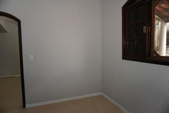 Quarto de casa para alugar com 1 quarto, 48m² em Chácaras São Marcos, Embu das Artes