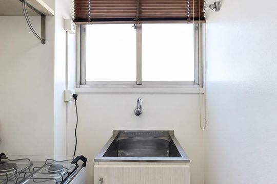 Cozinha de apartamento para alugar com 1 quarto, 50m² em Centro, São Leopoldo