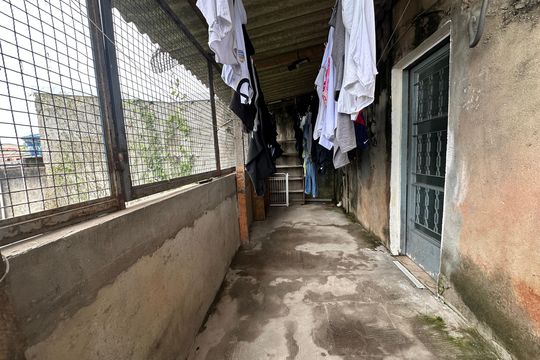 Quintal de casa à venda com 2 quartos, 125m² em Parque dos Camargos, Barueri