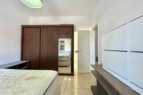 Suite 1 de casa para alugar com 3 quartos, 400m² em Planalto Paulista, São Paulo