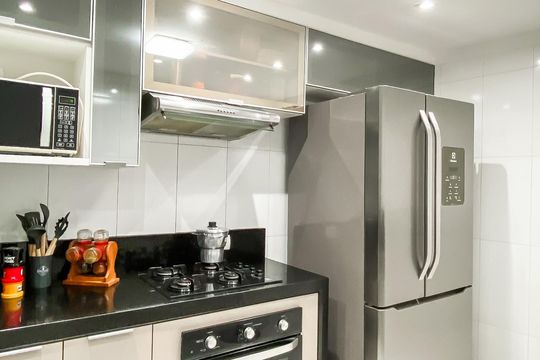 Cozinha  de casa à venda com 2 quartos, 83m² em Vila Nhocuné, São Paulo