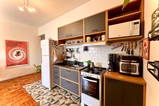 Apartamento para alugar com 1 quarto, 80m² em Laranjeiras, Rio de Janeiro