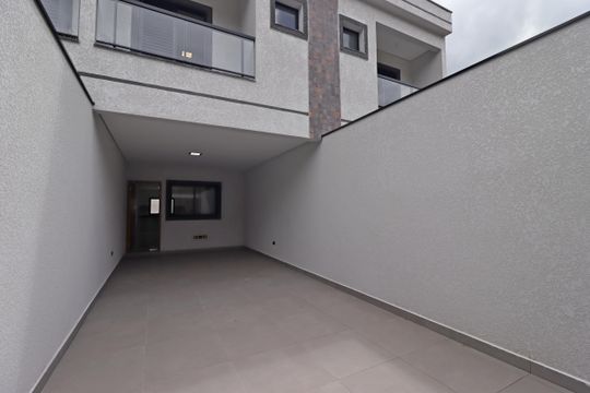 Garagem de casa à venda com 3 quartos, 120m² em Vila Lucinda, Santo André