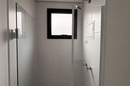 Banheiro Suite  de apartamento para alugar com 2 quartos, 58m² em Campestre, São Caetano do Sul