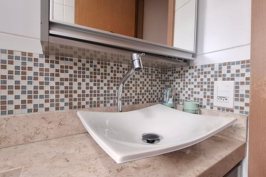 Banheiro de apartamento à venda com 2 quartos, 47m² em  Jd Colonial , São Paulo