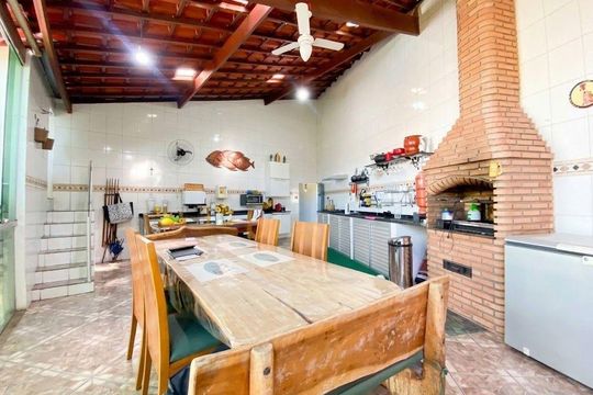 Área gourmet de casa à venda com 4 quartos, 250m² em Dom Bosco, Belo Horizonte