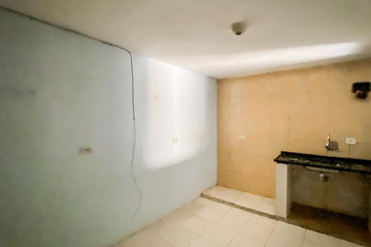 Casa para alugar com 1 quarto, 30m² em Parque Boturussu, São Paulo