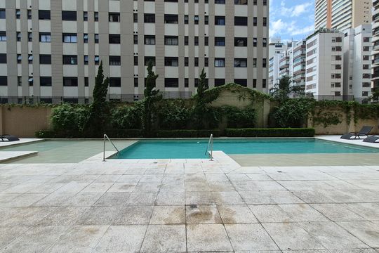 Área comum - Piscina de apartamento para alugar com 3 quartos, 288m² em Real Parque, São Paulo
