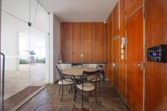 Área externa de apartamento para alugar com 2 quartos, 70m² em Consolação, São Paulo