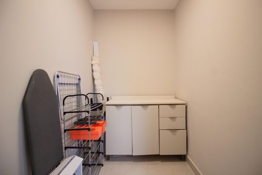 Quarto de serviço de apartamento para alugar com 2 quartos, 70m² em Consolação, São Paulo