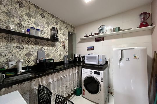 Cozinha de apartamento para alugar com 2 quartos, 60m² em Barra da Tijuca, Rio de Janeiro
