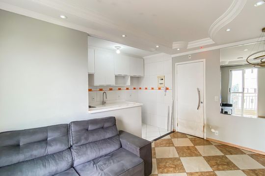 Sala de apartamento para alugar com 2 quartos, 49m² em Jardim Cotinha, São Paulo