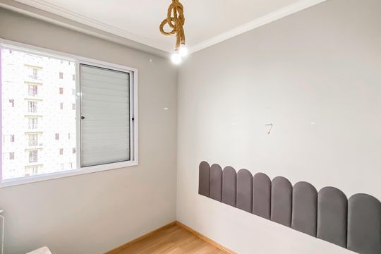 Quarto 1 de apartamento para alugar com 2 quartos, 49m² em Jardim Cotinha, São Paulo