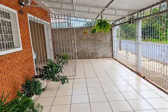 Quintal de casa para alugar com 3 quartos, 136m² em Jardim Bela Vista, Campinas