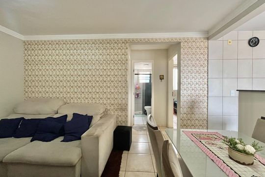Apartamento à venda com 2 quartos, 45m² em Vila Satúrnia, Campinas