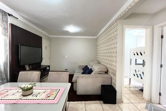 Sala de apartamento à venda com 2 quartos, 45m² em Vila Satúrnia, Campinas